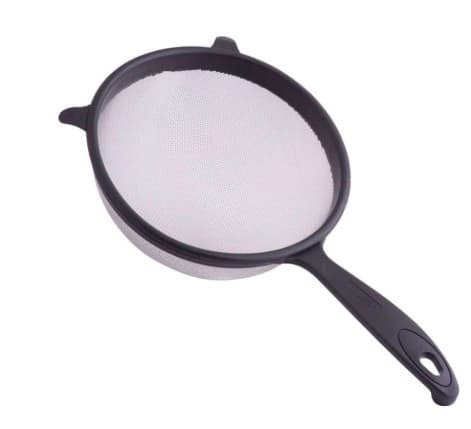 COLADOR PLÁSTICO DE MALLA FINA 13 CM