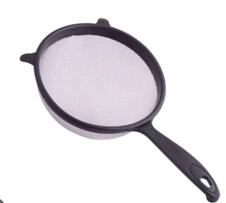 COLADOR PLÁSTICO DE MALLA FINA 17 CM
