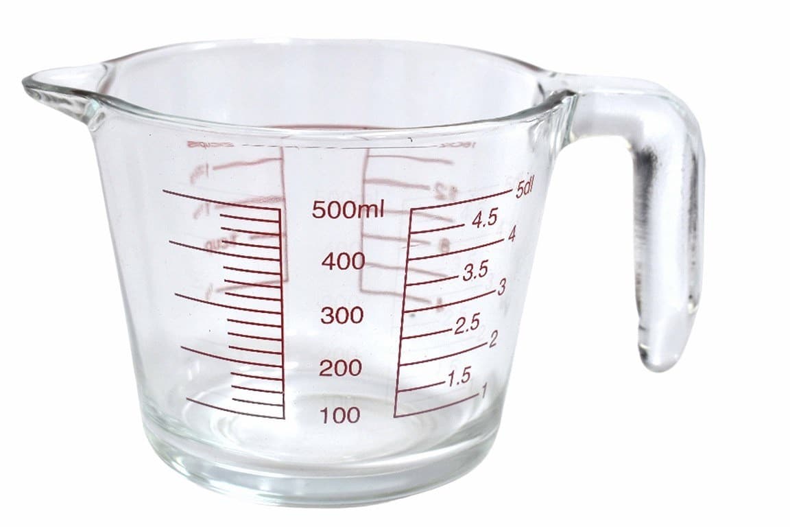 JARRA MEDIDORA DE VIDRIO 500 ML