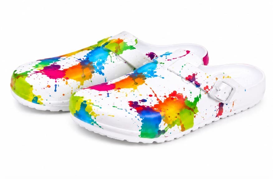 ZAPATO CHEF ANTIDESLIZANTE COLOR BLANCO CON MANCHAS DE COLORES T:36