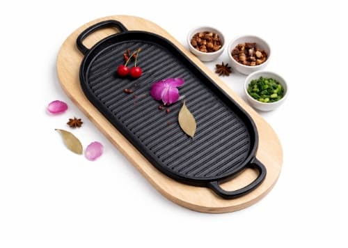 PLATO DE HIERRO CON BASE DE MADERA 37X16CM