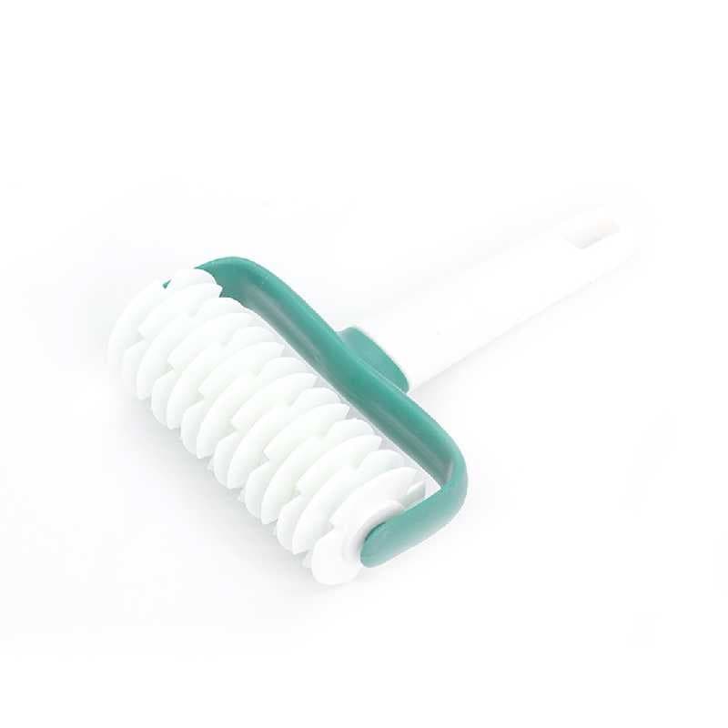 RODILLO CORTADOR DE PASTA  16.5*11CM