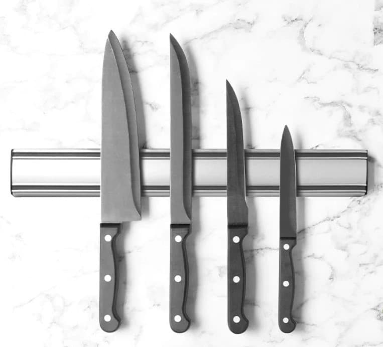 BARRA MAGNETICA NEGRA 46CM 18"