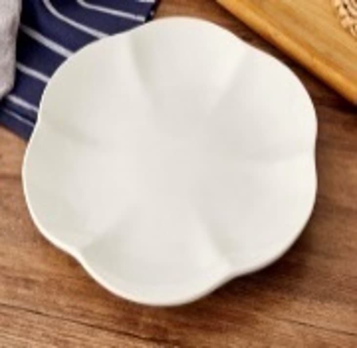 PLATO DE CERÁMICA FLOR BLANCO 8"