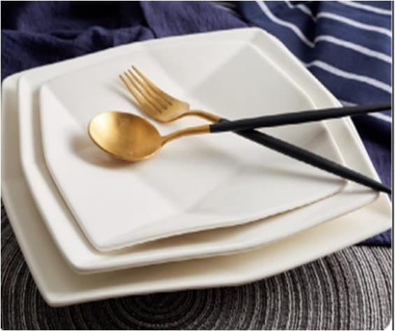 PLATO DE CERÁMICA CUADRADO BLANCO 8"