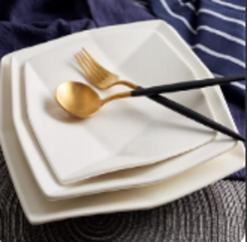 PLATO DE CERÁMICA CUADRADO BLANCO 9"