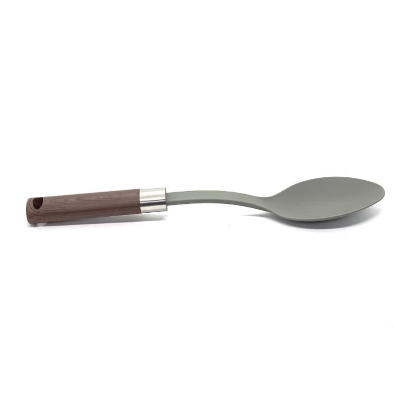 CUCHARON DE COCINA COLOR GRIS CON MANGO PLASTICO