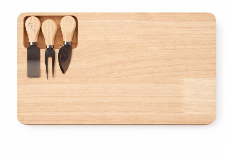 TABLA DE MADERA PARA QUESOS + 3 CUCHILLOS 19x34x1.5CM 