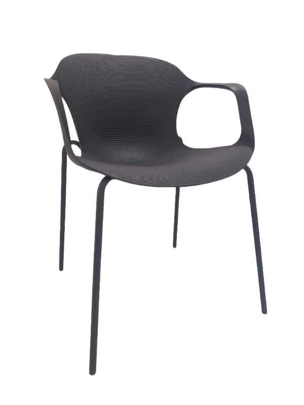 SILLA PP NEGRA PATAS METAL NEGRA