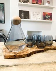 JARRA DE VIDRIO GRIS 1.8 LITROS + 6 VASOS 320 ML
