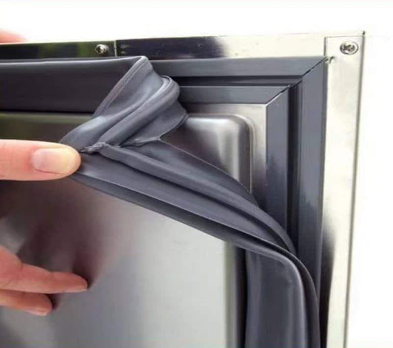 SELLO DE PUERTA PARA REFRIGERADOR 1 PUERTA TK-HR680PJ