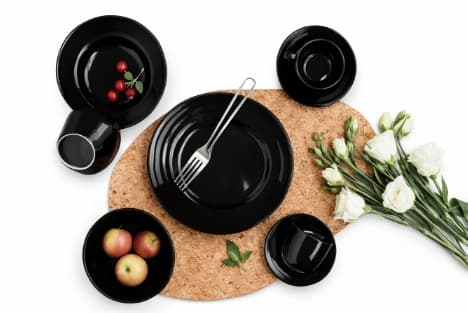 PLATO DE CERÁMICA HONDO NEGRO 8"