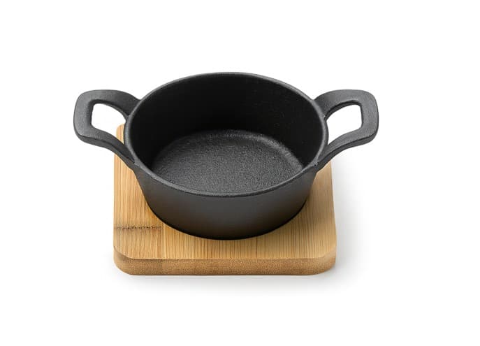 Mini olla de hierro fundido con base de madera 10 cm