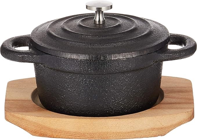 Mini cacerola de hierro fundido con tapa y base de madera 10 cm