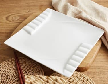 PLATO DE CERÁMICA CUADRADO BLANCO 8"