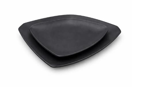 PLATO DE MELAMINA NEGRO TRIANGULAR 30.3x17.5x3CM/12
