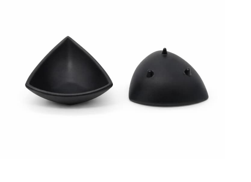 RAMEKIN DE MELAMINA NEGRO TRIANGULAR  10.5X10.5X4CM