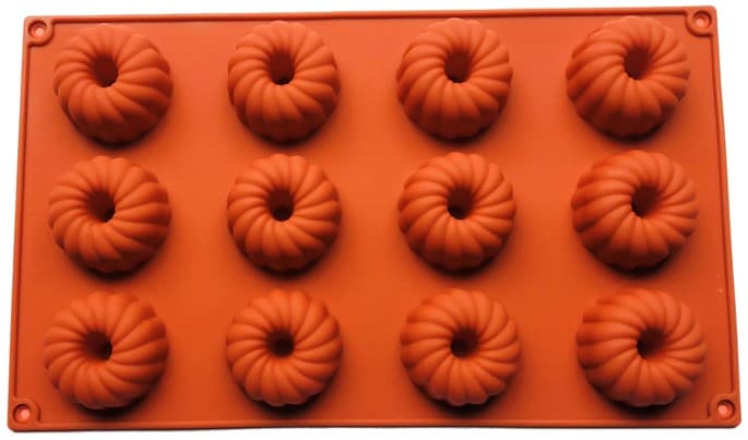 MOLDE DE SILICONA 12 MINI PANETTONE 29*17*3 CM