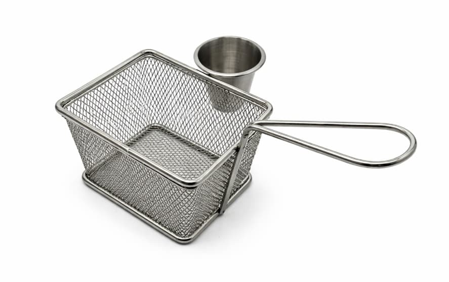 CESTA DE SERVIR CUADRADA CON ASA Y RAMEKIN DE ACERO10X8X7.3 CM