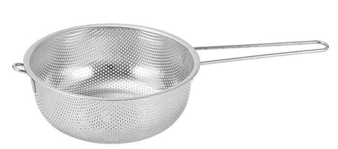 COLADOR CON ASA INOX 19.5 CM